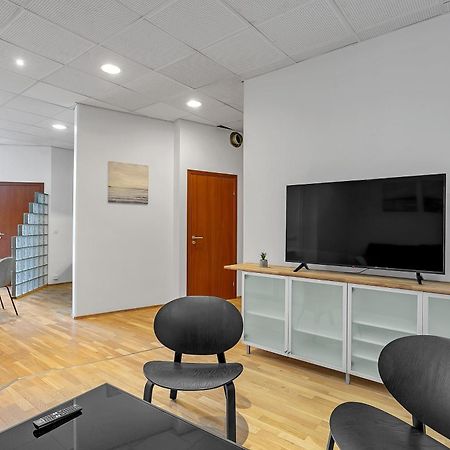 Bright Apartment In The Heart Of The City! Reykjavík Esterno foto