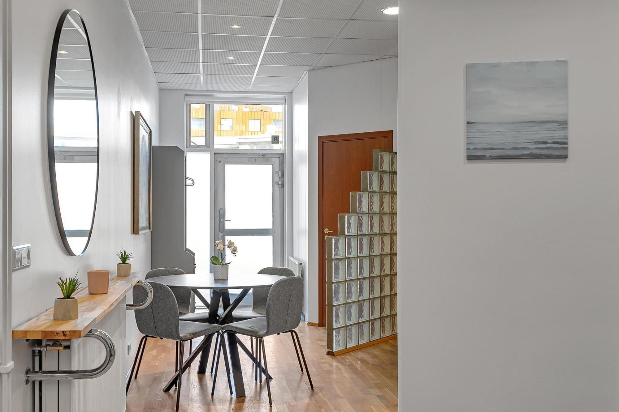 Bright Apartment In The Heart Of The City! Reykjavík Esterno foto